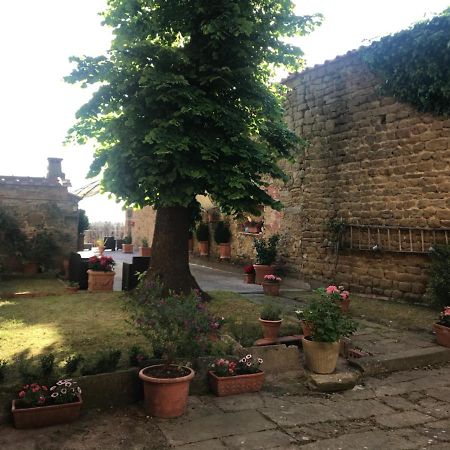 Camera E Appartamento Toscana - B&B Palazzo Robicci 카스티글리온플로렌티노 외부 사진